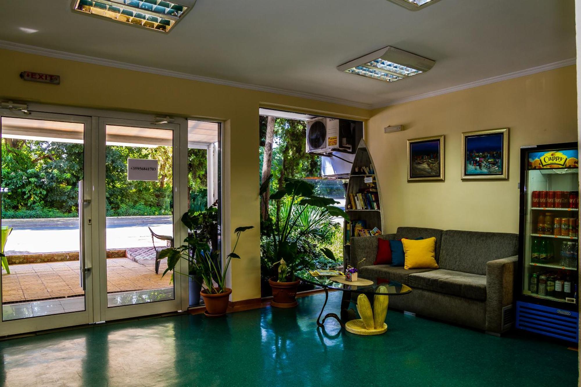Sezoni South Burgas Hotel Exterior photo